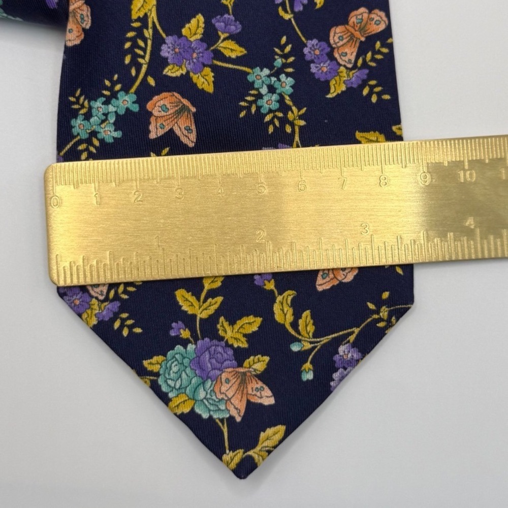 Hudson & Oates Silk Tie OS Navy Blue Floral Butterfly Botanical Vintage Preppy - Picture 7 of 7